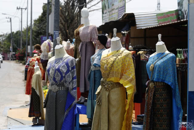 ศุกร์ (สุข) ละวัด : วัดไชยวัฒนาราม