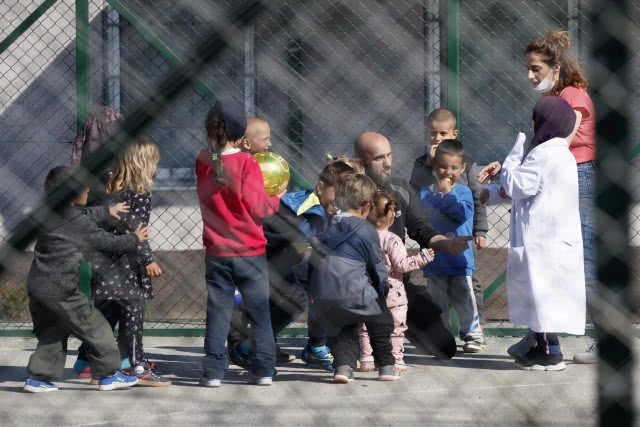 โคโซโวใจดี รับไอเอสกลับบ้านเป็นร้อย