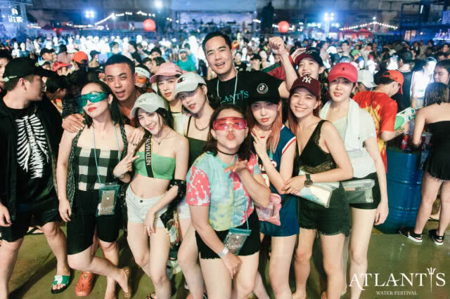 สงกรานต์สนุกดุเดือดที่สุด!ใน ATLANTIS WATER FESTIVAL