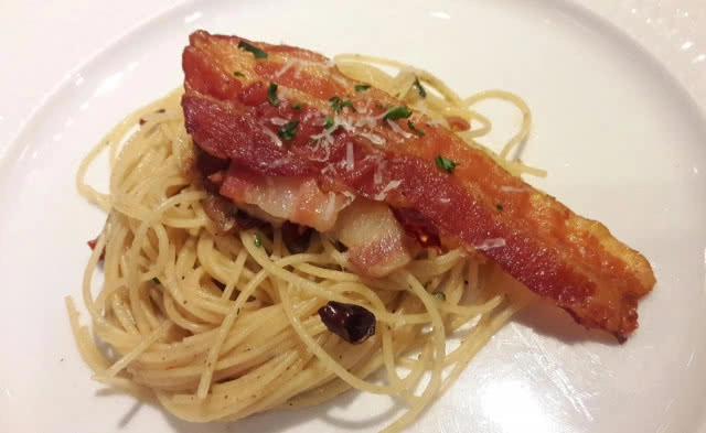 เปิดตัวอาหารเสริม "4 Mix Oil" ด้วยเมนูอร่อยผสม "น้ำมันรำข้าว, มะพร้าว, งา, กระเทียม !!!