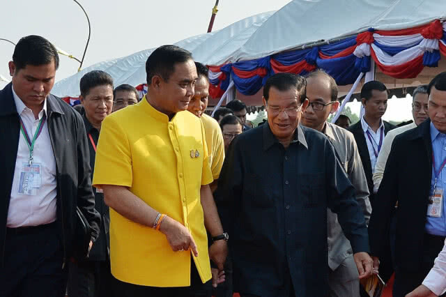 "ประยุทธ์-ฮุนเซน" ฉลองความสำเร็จ "สะพานมิตรภาพ" แห่งใหม่