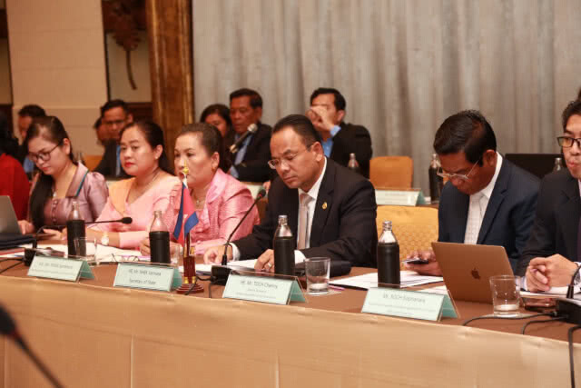 พม. เป็นเจ้าภาพจัดประชุมทวิภาคีไทย – กัมพูชา  พร้อมร่วมลงนามความร่วมมือเพื่อการส่งกลับและคืนสู่สังคม