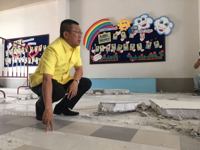 พบอาคารก่อสร้างผิดแบบ เหตุผนังทับเด็ก 4 ขวบดับ