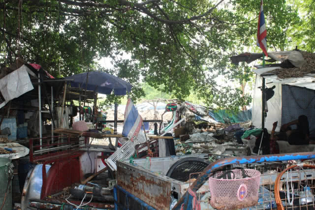 สุดรันทด! เมียพิการ ผัวก็ป่วย ซ้ำไร้บัตรคนจน