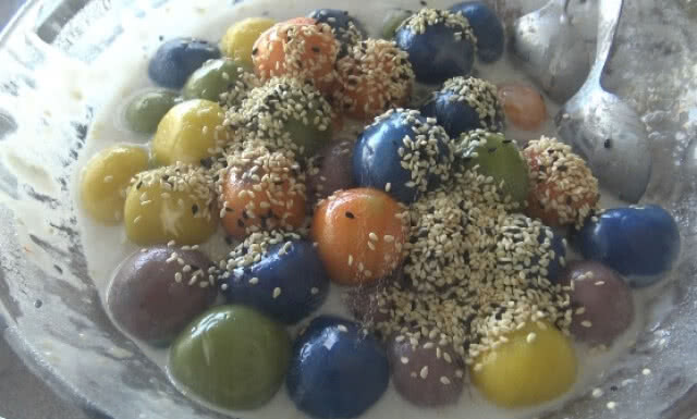 บัวลอยทุเรียนของอร่อยเมืองระยอง