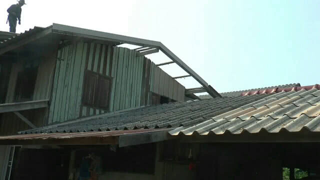 พายุฤดูร้อนถล่ม 3 อำเภอเสียหายเกือบ 300 หลัง