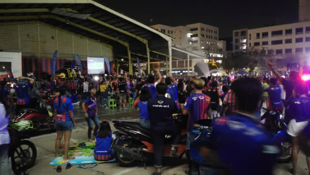 ( คลิปข่าว ) ส่งใจจาก"คลองเตย" ไป"แจ้งวัฒนะ"
