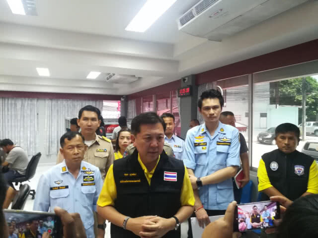 จุดจบ"ไกด์เถื่อน"เด็ดดอกไม้ทะเล โดนข้อหาหนัก