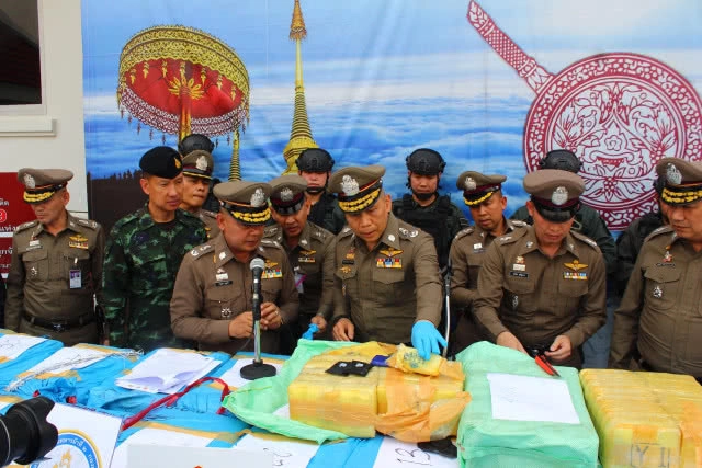 "เฉลิมเกียรติ" แถลงจับยาบ้า 10 ล้านเม็ด