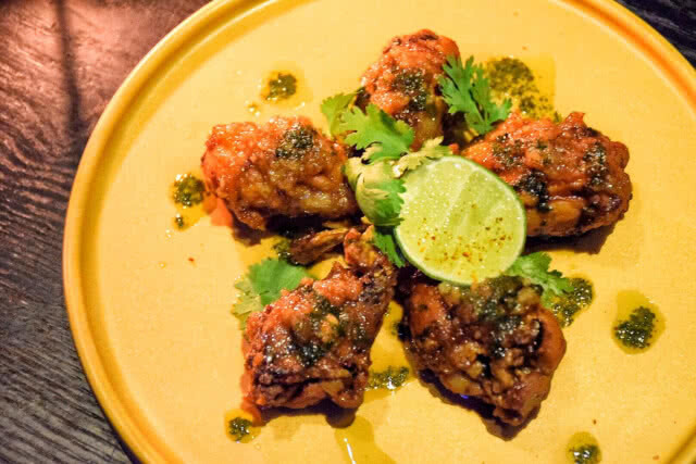 อร่อยปักหมุด : VELA ร้านสไตล์รูฟท็อป บรรยากาศดี กับอาหารจากเชฟบัส TOP CHEF THAILAND สนามเป้า