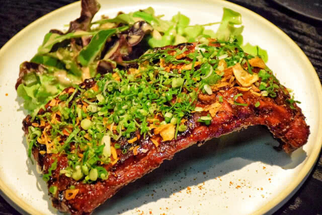 อร่อยปักหมุด : VELA ร้านสไตล์รูฟท็อป บรรยากาศดี กับอาหารจากเชฟบัส TOP CHEF THAILAND สนามเป้า