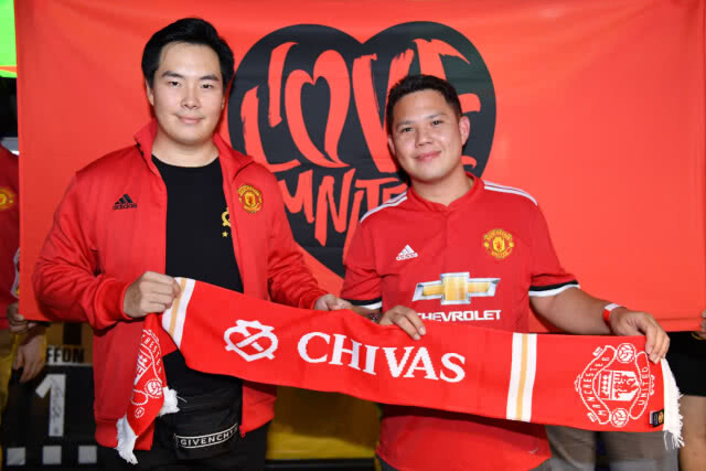 รวมกันเป็นหนึ่งเดียว"เรดอาร์มี่"ร่วมลุ้นเกมแมนยูฯดวลเชลซี