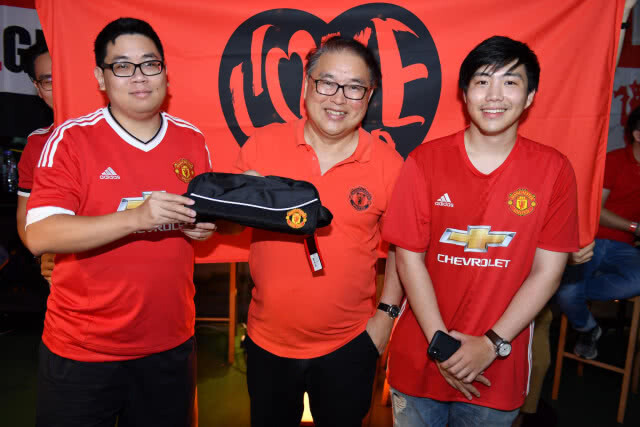 รวมกันเป็นหนึ่งเดียว"เรดอาร์มี่"ร่วมลุ้นเกมแมนยูฯดวลเชลซี