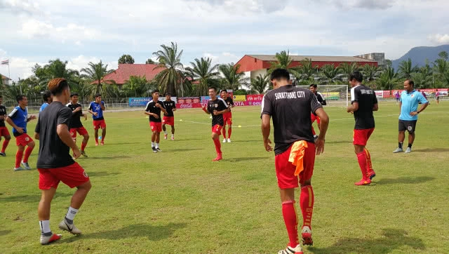 (คลิปข่าว) "โค้ชชาย" กลับสู่บ้านเกิด"สุราษฏร์ธานี ซิตี้"