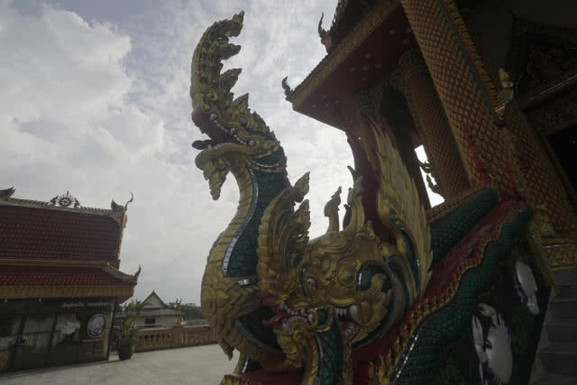 ศุกร์ (สุข) ละวัด : วัดบ้านหงาว