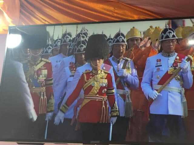 เจ้าฟ้าสิริวัณณวรีฯ ทรงโพสต์พระรูปเซลฟี่กับสมเด็จพระเทพฯ