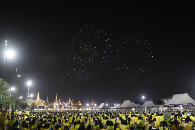 "โดรน" แปรอักษรถวายราชสดุดีจักรีวงศ์ ประกอบแสงสีเสียง เฉลิมพระเกียรติ