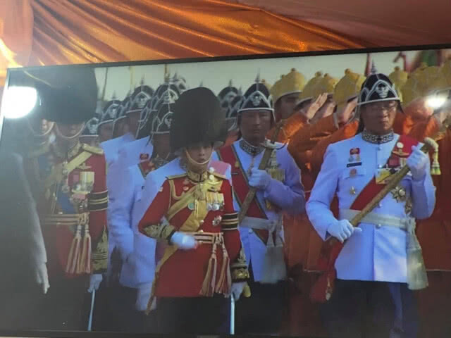 เจ้าฟ้าสิริวัณณวรีฯ ทรงโพสต์พระรูปเซลฟี่กับสมเด็จพระเทพฯ