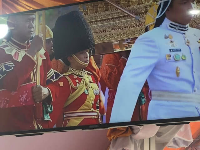 เจ้าฟ้าสิริวัณณวรีฯ ทรงโพสต์พระรูปเซลฟี่กับสมเด็จพระเทพฯ