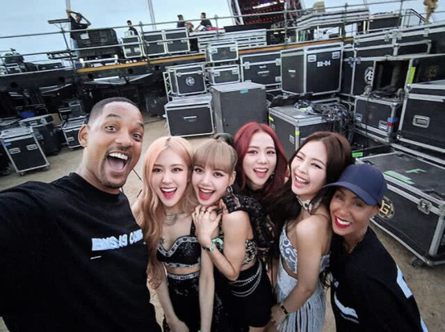 ปลื้มแค่ไหน!? "วิลล์ สมิธ" ตัดภาพวง Blackpink มาชมการแสดง ลงยูทูปส่วนตัว