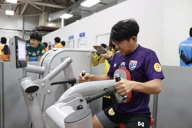 "ชบาแก้ว" เทสฟิตก่อนบอลโลก มาดามแป้งเผยมีผลต่อการตัดตัว