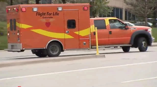 เกิดเหตุยิงถล่มร.ร.ใกล้กับโคลัมไบน์ เด็กเจ็บอื้อ