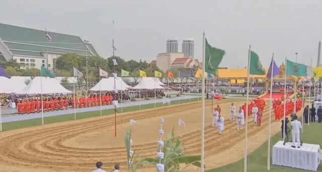 ผลเสี่ยงทาย "พระโค" กิน "ข้าว น้ำ และหญ้า"
