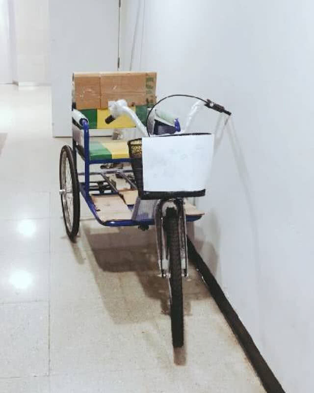 จส.100 ส่งมอบรถ 3 ล้อวีลแชร์ผ่านเนชั่นทีวี ส่งต่อให้ชายพิการชาวสระบุรี