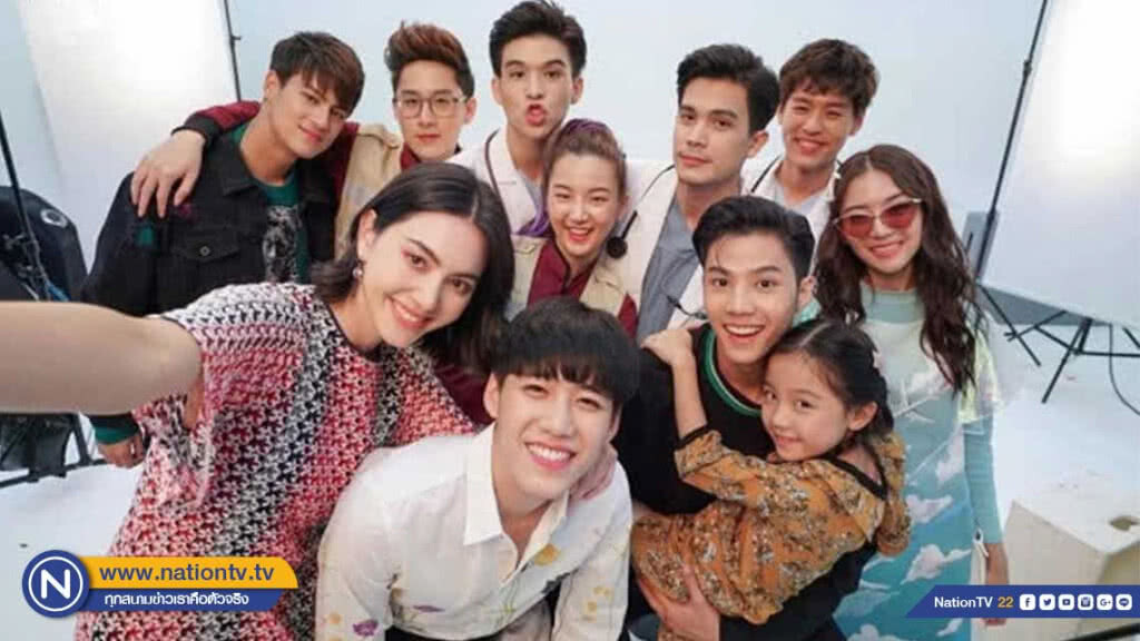 "ซันนี่-ใหม่"นำทีมถ่ายโปสเตอร์ละคร รักฉุดใจนายฉุกเฉิน "ซันนี่-ใหม่"นำทีมถ่ายโปสเตอร์ละคร รักฉุดใจนายฉุกเฉิน