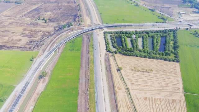 เปิดใช้แล้ว! สะพานข้ามจุดตัดทางรถไฟลพบุรี