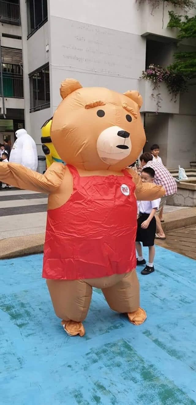 กรุงเทพคริสเตียน ยิ้มรับเปิดเทอม ครูแต่ง "ซุปเปอร์ฮีโร่"