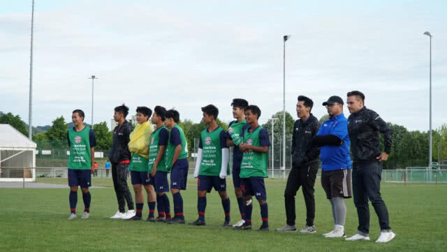 เยาวชนไทยฟอร์มร้อน ถล่มทีมยู 16  แอสโตเรีย วัลดอร์ฟ 8-0