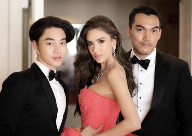 "ริต้า" ทุ่งลาเวนเดอร์ โผล่พรมแดงที่เมืองคานส์ ได้ซีนไปเต็มๆ