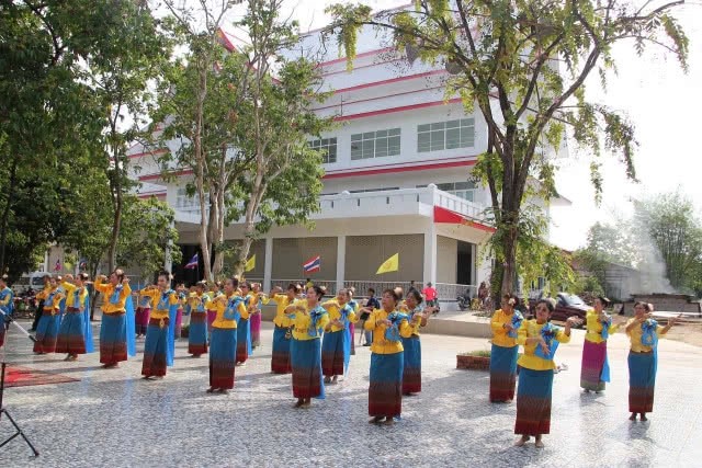 สืบสานประเพณีกวนข้าวทิพย์ วัดตาปะขาวหาย