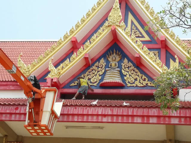 5 ฮีโร่ ช่วยแม่แมว ติดหลังคาศาลาวัด นาน 3 เดือน!!