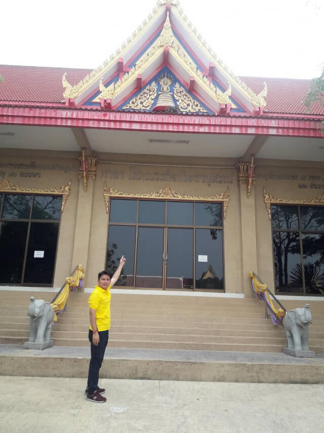 5 ฮีโร่ ช่วยแม่แมว ติดหลังคาศาลาวัด นาน 3 เดือน!!