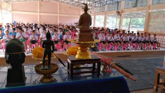 ( คลิปข่าว) ถวายตัวเป็นลูกพ่อพันท้ายนรสิงห์