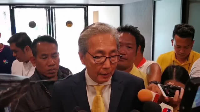 "สมคิด" ปัด ไม่รู้รัฐมตรีเศรษฐกิจเป็นชุดเดิมหรือไม่!?  ยัน "ไม่มีใครมาทาบทามล่วงหน้า"