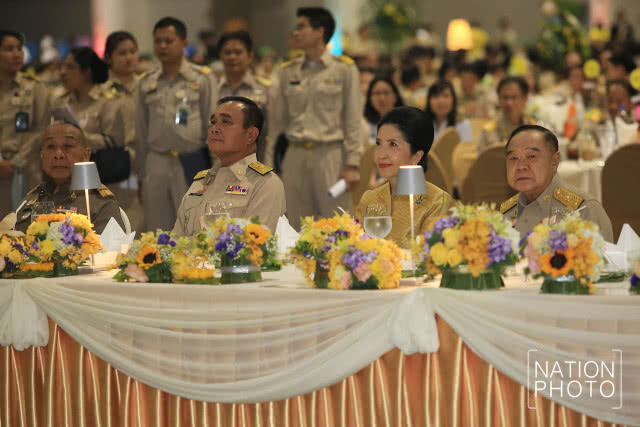 "ในหลวง" ทรงขอบใจ ทุกฝ่ายร่วมมือร่วมใจจัดงานพระราชพิธีบรมราชาภิเษกอย่าง"สมพระเกียรติ"