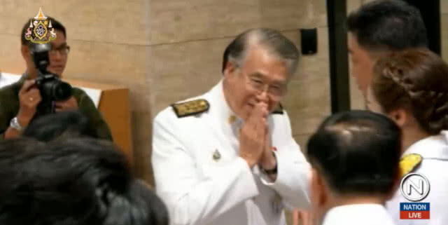 ส.ส.รวมพลสภาใหม่ ก่อนร่วมรัฐพิธีฯ