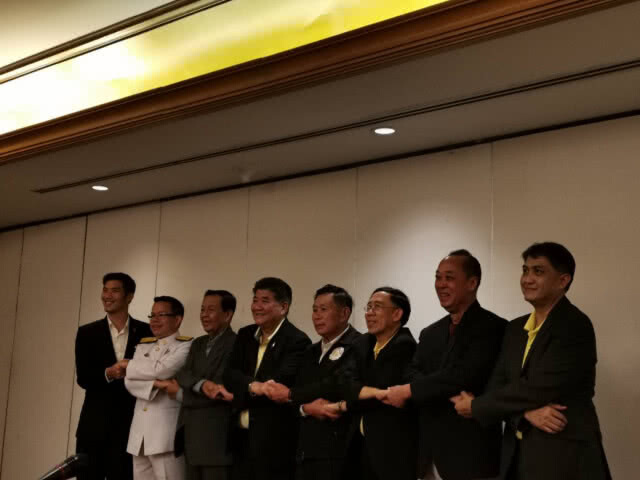 7 พรรคฝ่าย ปชต. จับมือ! เลือกประธานสภาฯ