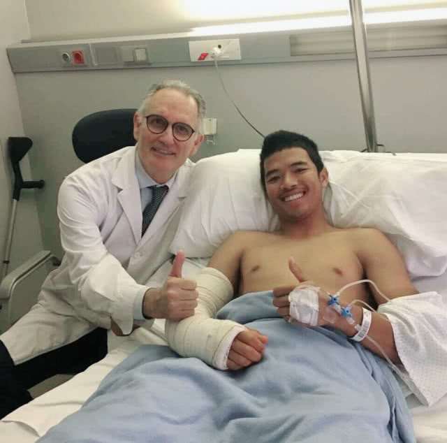 "สมเกียรติ"ผ่าตัดอาการตึงที่แขน  พักฟื้น3 สัปดาห์