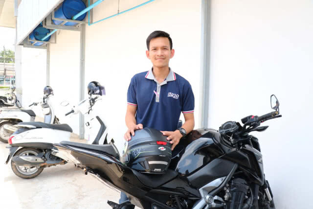 พ่อเด็กหญิงสุดซาบซึ้งน้ำใจหนุ่มบิ๊กไบค์