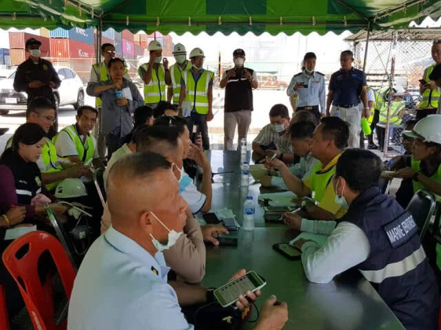 เฝ้าระวัง​ 'ปะการัง​-หญ้าทะเล'​ ใกล้เรือลักขนสารเคมีไฟไหม้