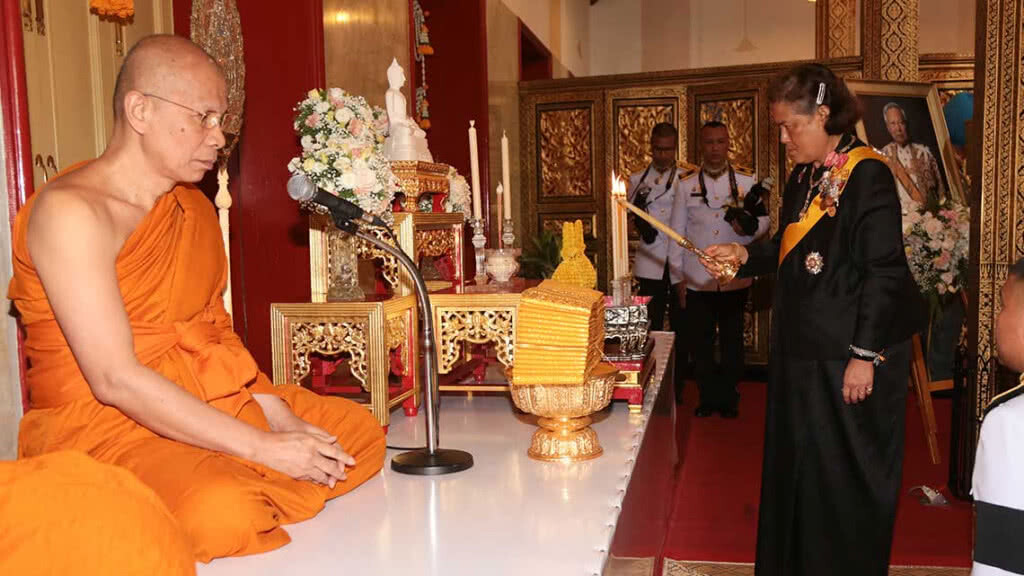 กรมสมเด็จพระเทพฯ เสด็จพระราชทานน้ำหลวงอาบศพ พล.อ.เปรม