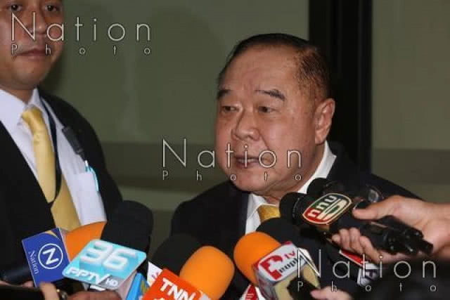 "ป๊อก-ป้อม-ประยุทธ์" 3 ทหารเสือ "พี่อย่าทิ้งผมนะ"