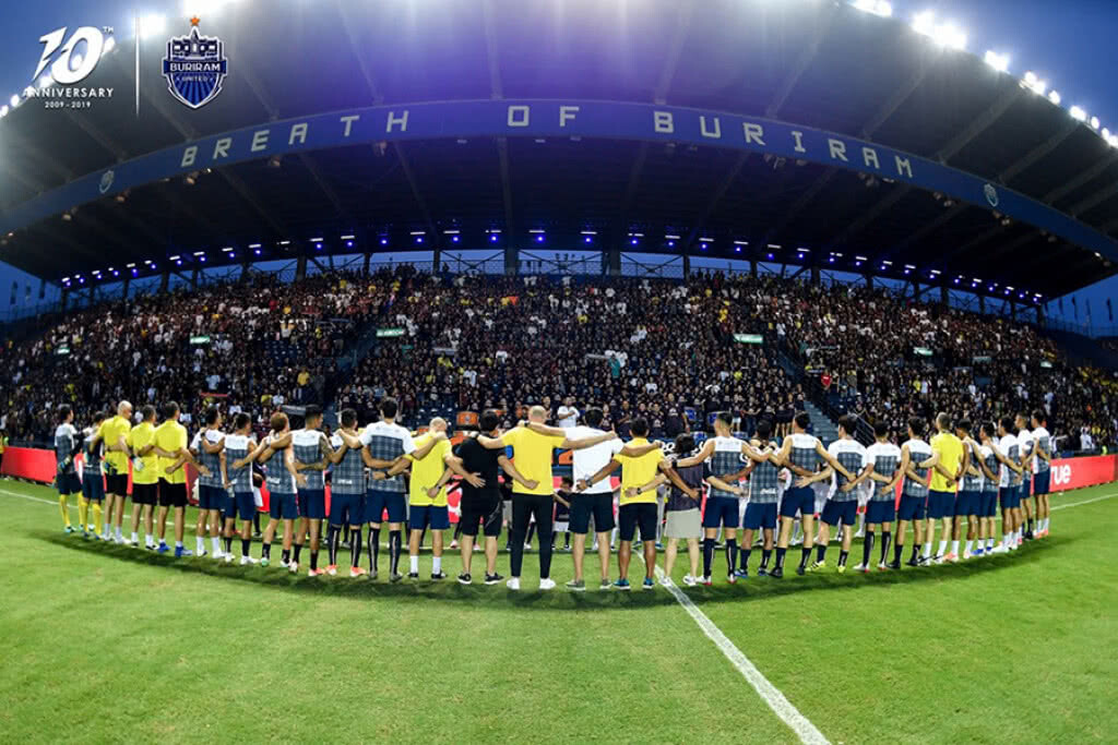 เช็คดูจำนวนคนเข้าชมเกมโตโยต้าไทยลีกนัดที่ 12