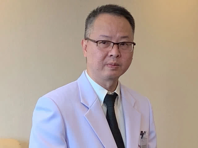 เรียก "หมอแอร์" สอบ หลังพบมีมูล ปมลาไปตปท. ยันไม่มีการช่วยเหลือ