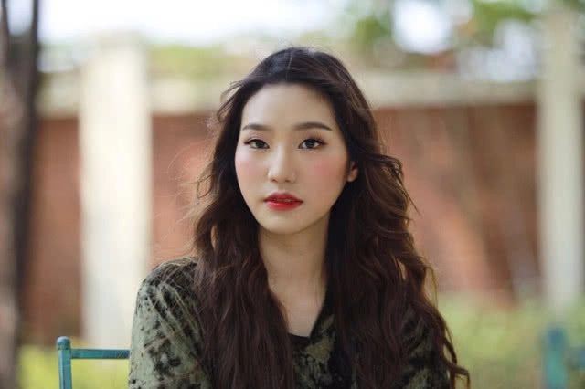 แฟนสิงห์บลูส์ ว่าไง? "แนทเธอรีน BNK48" ประกาศเชียร์เชลซี คว้าแชมป์ยูโรป้า