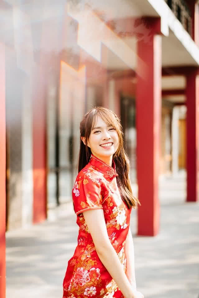 โอตะ ร่วมยินดี "ออม BNK48" คว้าเกียรตินิยมอันดับ1